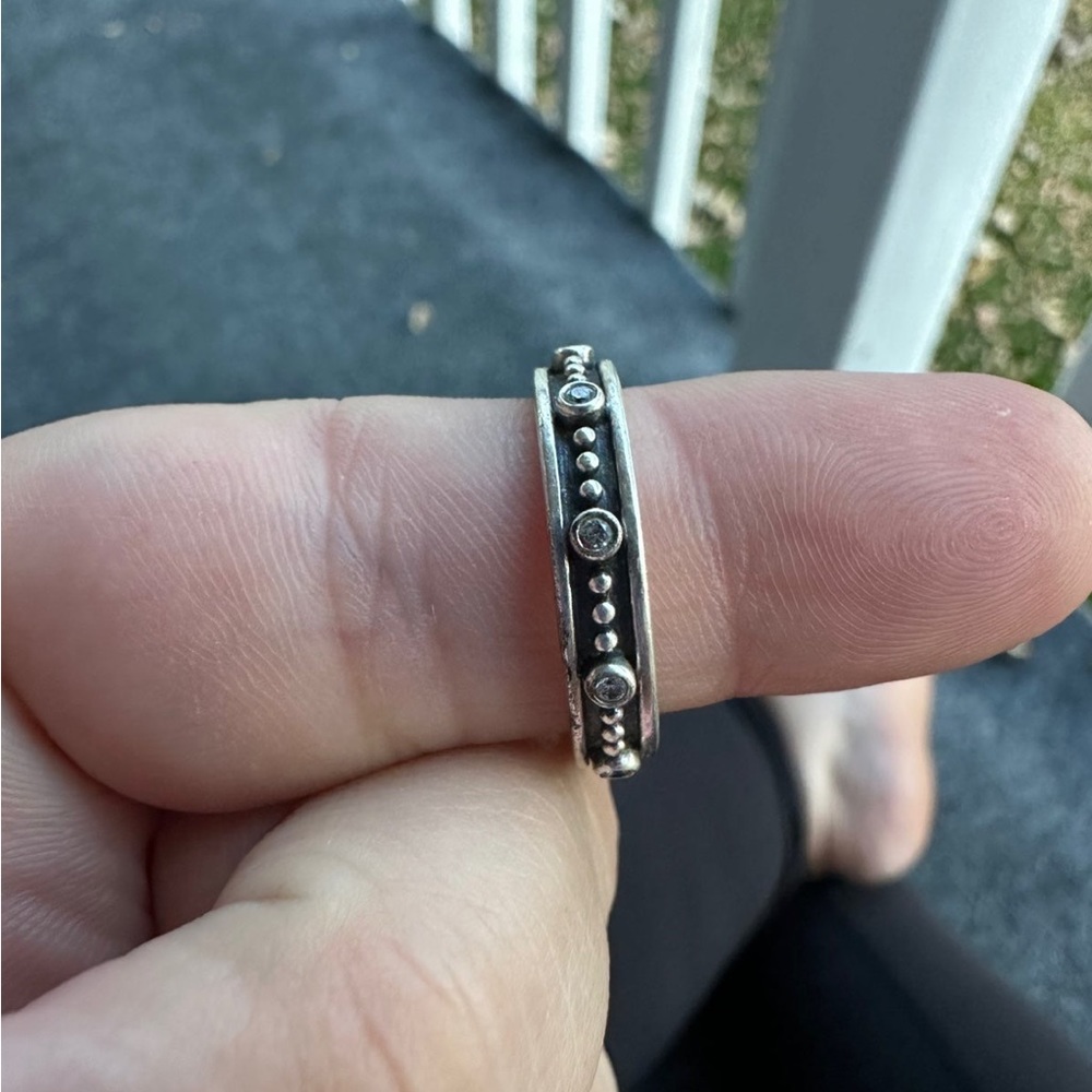 Pandora ring